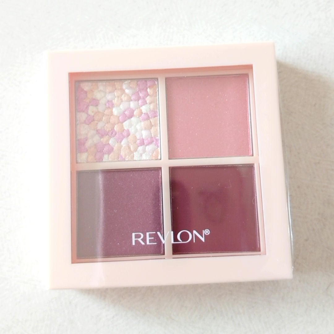 レブロン ダズル アイシャドウ クアッド/REVLON/アイシャドウパレットを使ったクチコミ(1枚目)