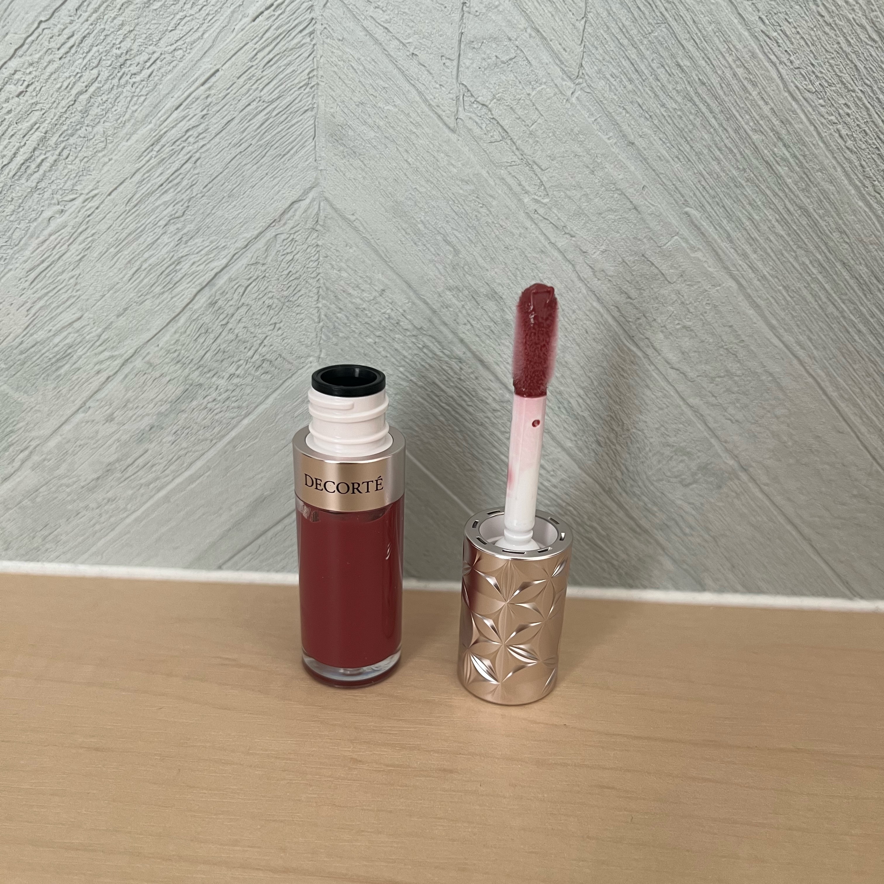 プランピング リップセラム 03 blackcurrant/DECORTÉ/リップ美容液を使ったクチコミ（2枚目）