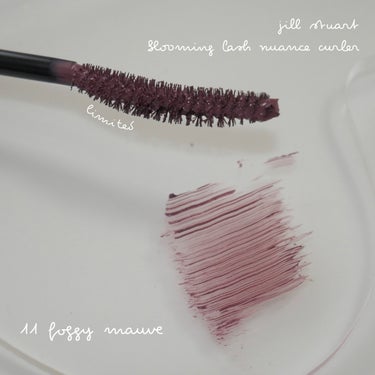 ジルスチュアート ブルーミングラッシュ　ニュアンスカーラー 11 foggy mauve（限定）/JILL STUART/マスカラを使ったクチコミ（1枚目）