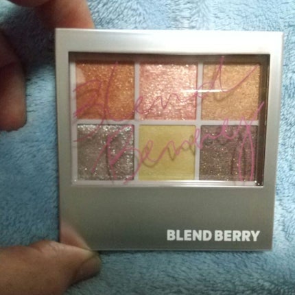オーラクリエイション/BLEND BERRY/アイシャドウパレットを使ったクチコミ(3枚目)