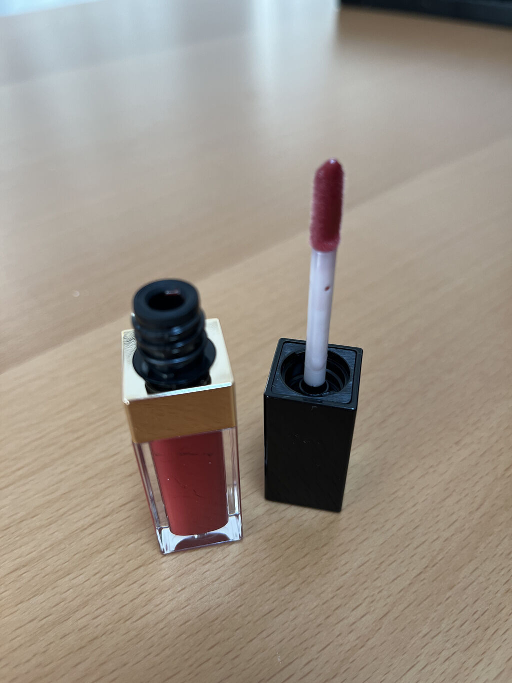 フロウレス リップ グロス/SUQQU/リップグロスを使ったクチコミ（2枚目）