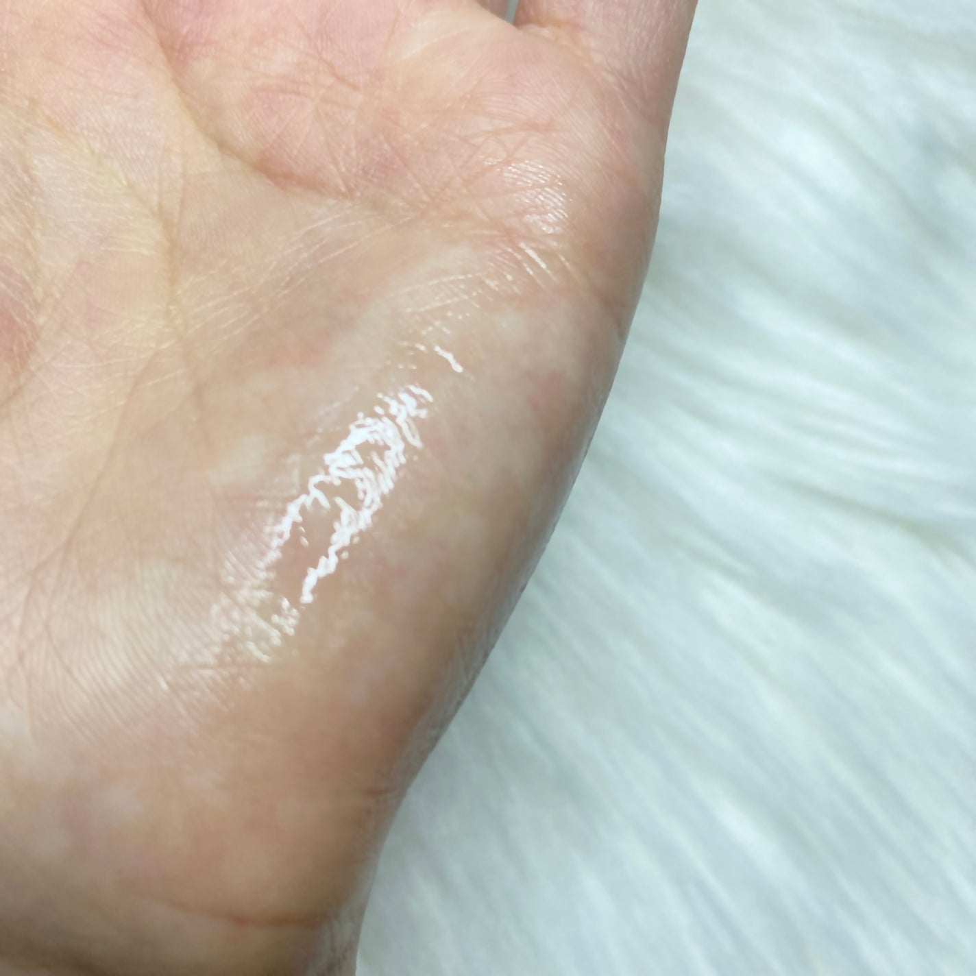 メロウデューリップエッセンス/キャンメイク/リップケアを使ったクチコミ(4枚目)