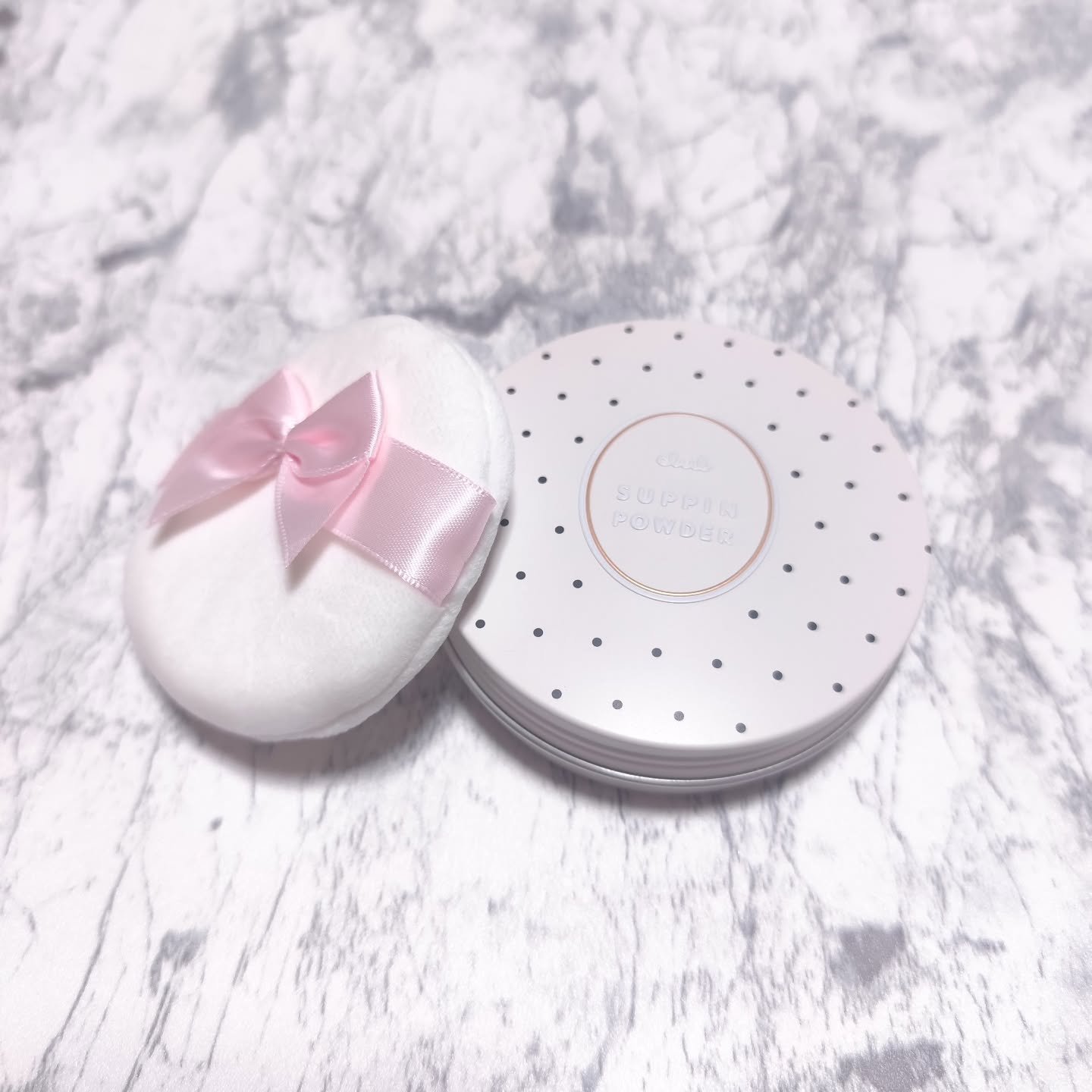 すっぴん ホワイトニングパウダーA/クラブ/プレストパウダーを使ったクチコミ（1枚目）