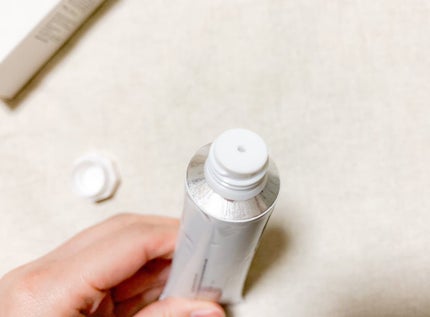 ソリッド パフューム ホワイトアプリコット/LUAFEE/練り香水を使ったクチコミ(2枚目)