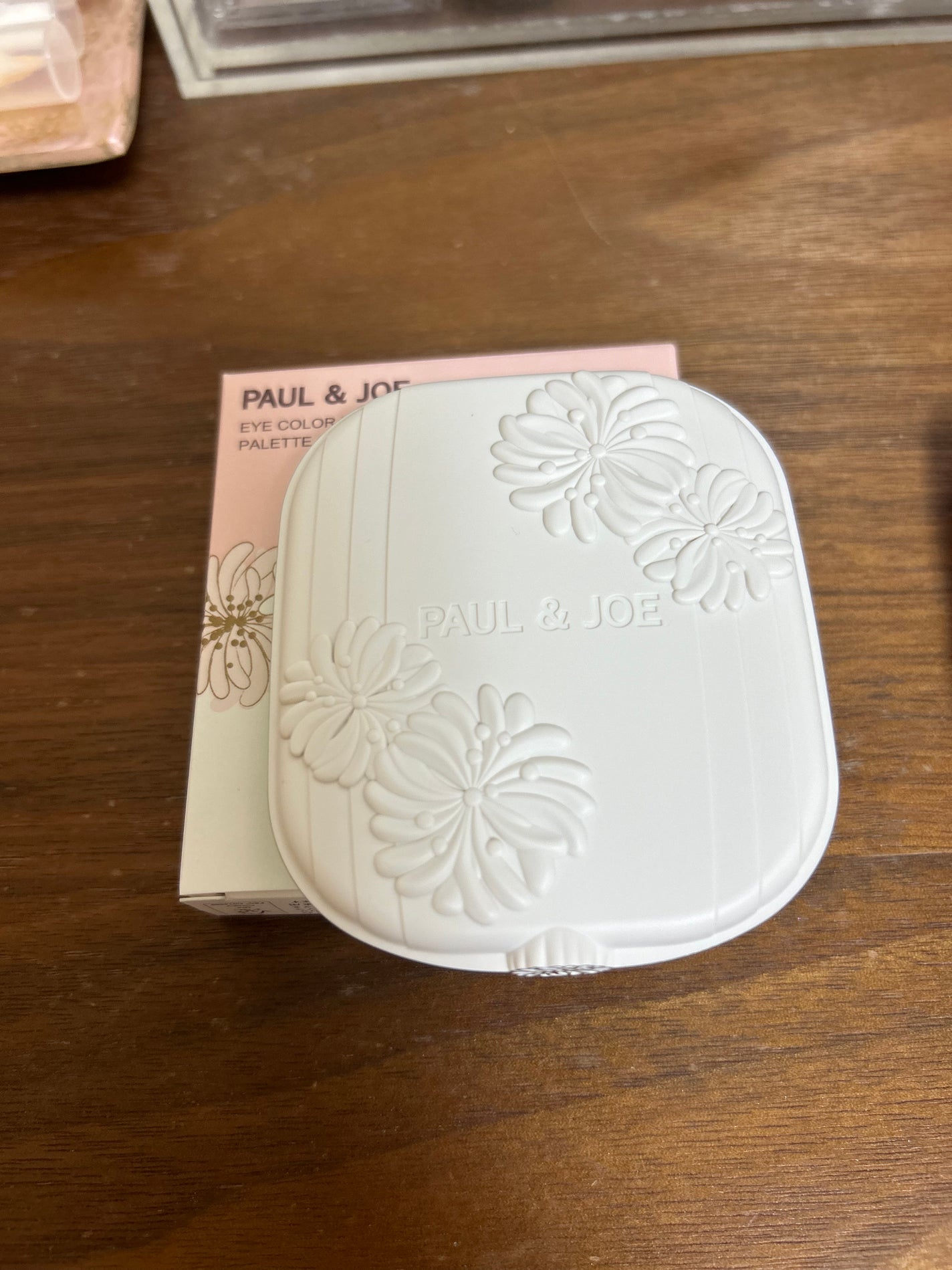 ポール & ジョー アイデザイン パレット/PAUL & JOE BEAUTE/アイシャドウパレットを使ったクチコミ(1枚目)