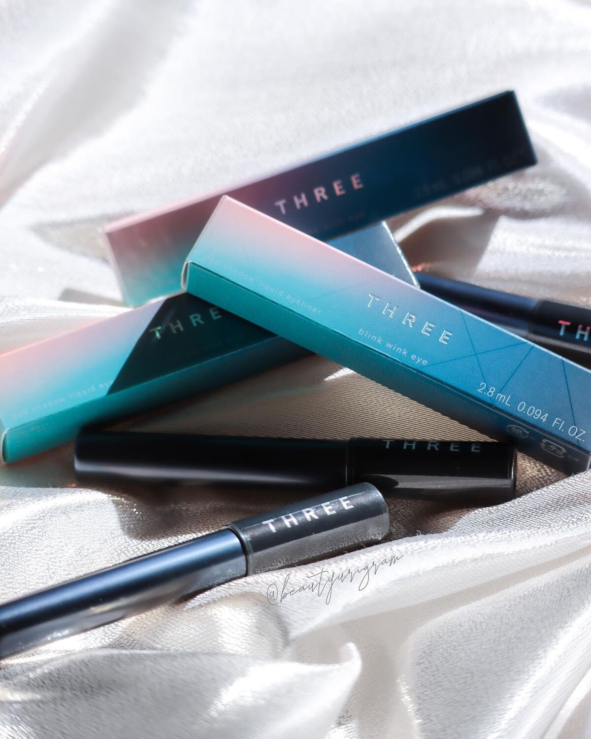 THREE ブリンクウィンクアイ 