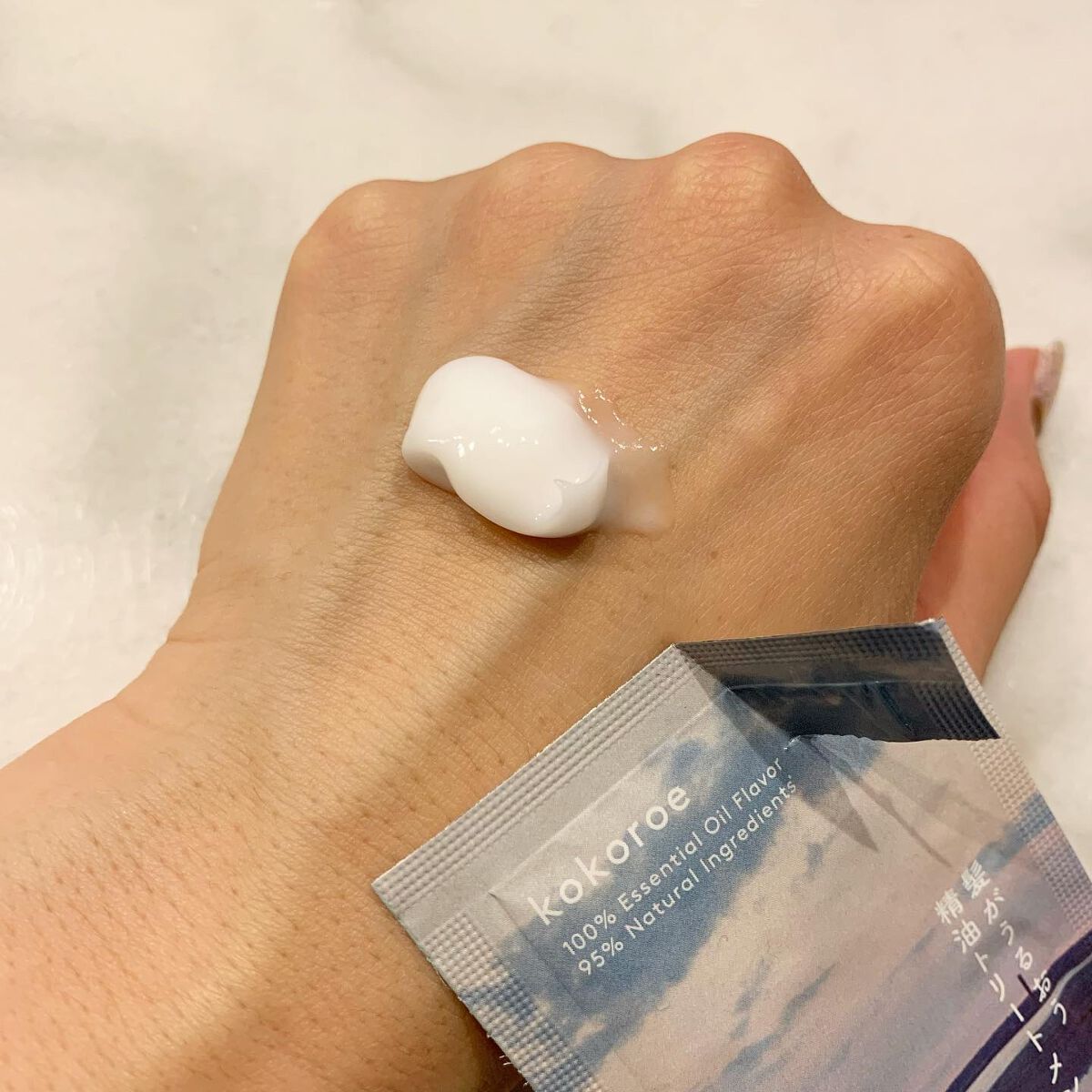 髪がうるおう精油ヘアマスク しっとり /kokoroe/ヘアマスク・ヘアパックを使ったクチコミ（3枚目）