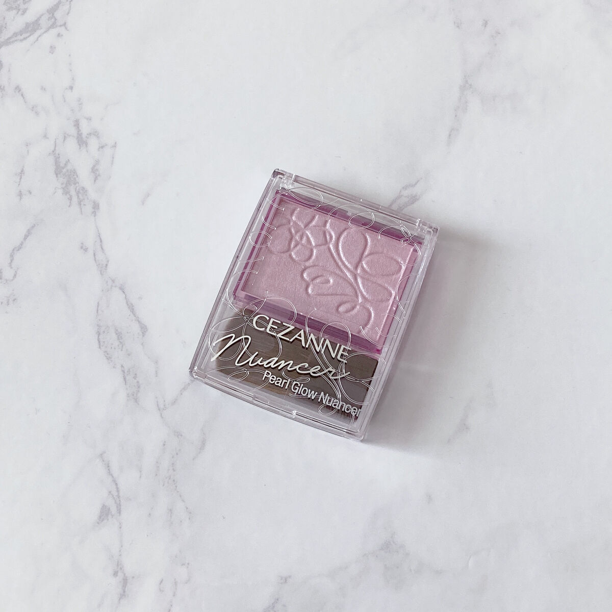 パールグロウニュアンサー/CEZANNE/パウダーハイライトを使ったクチコミ（2枚目）
