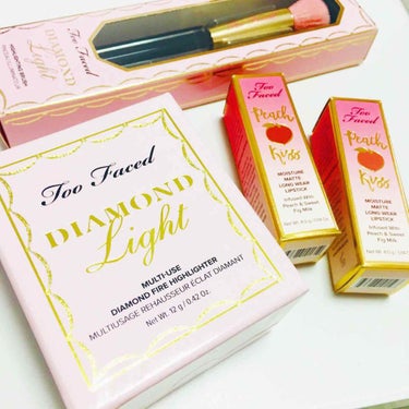 ダイヤモンドライト ハイライター ブラシ/Too Faced/メイクブラシを使ったクチコミ（2枚目）