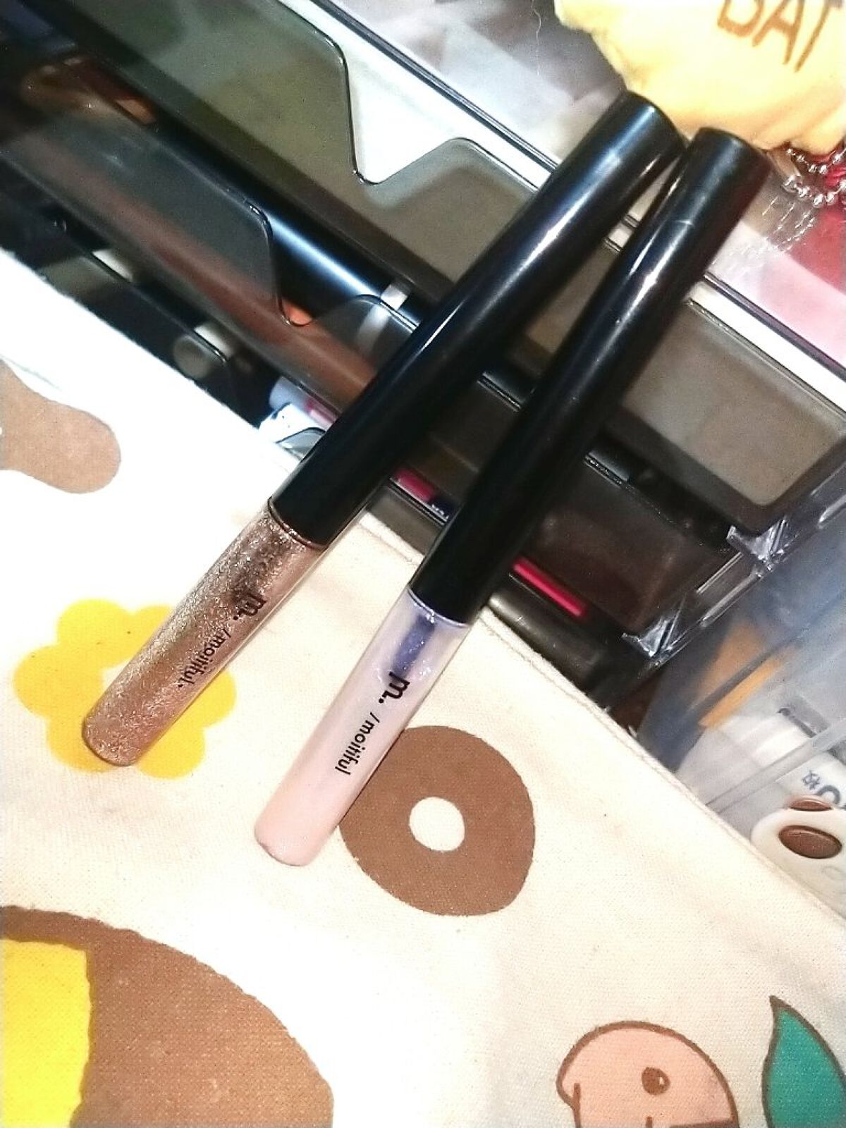 グリッターライナー(MFL リキッドアイシャドウ) イエローゴールド/moitiful/グリッターを使ったクチコミ（2枚目）