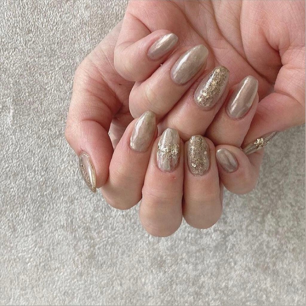 Miki.(フォロバ強化中🦾) on LIPS 「過去ネイル♡これお気に入りだったのでまたしたいな🥺💗#ミラーネ..」(1枚目)