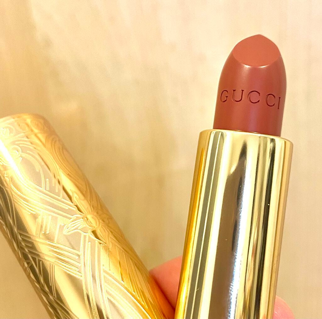 グッチ ルージュ ア レーヴル サタン/GUCCI beauty/口紅を使ったクチコミ(2枚目)