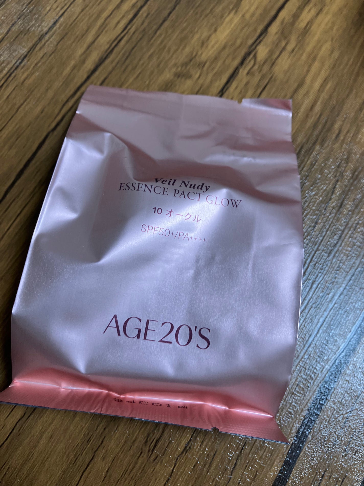 ヴェールヌーディ エッセンスパクトグロウ/AGE20’s/クリーム・エマルジョンファンデーションを使ったクチコミ(8枚目)