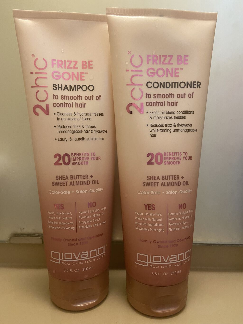 2chic フリッズビーゴーンシャンプー/コンディショナー/giovanni/市販シャンプーを使ったクチコミ（1枚目）