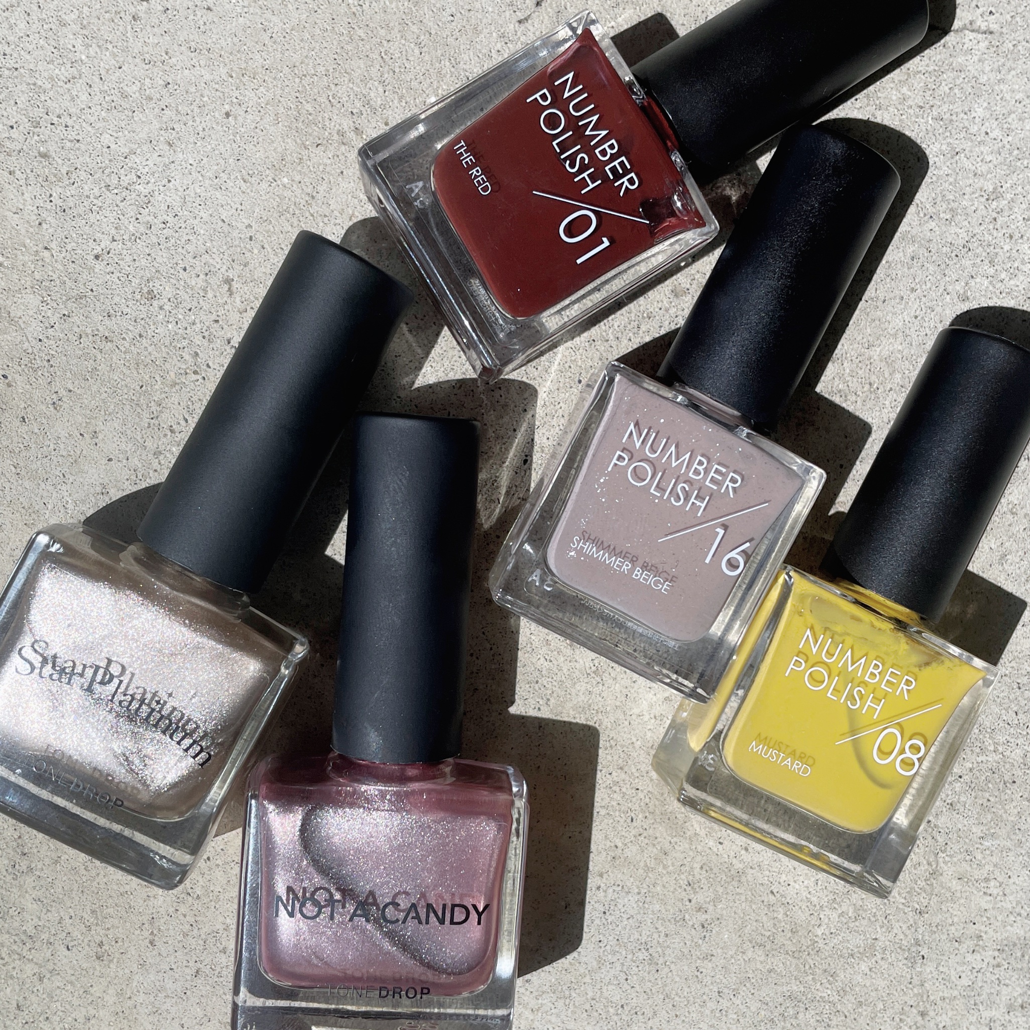 NUMBER POLISH　 01 The Red/D-UP/マニキュアを使ったクチコミ（1枚目）