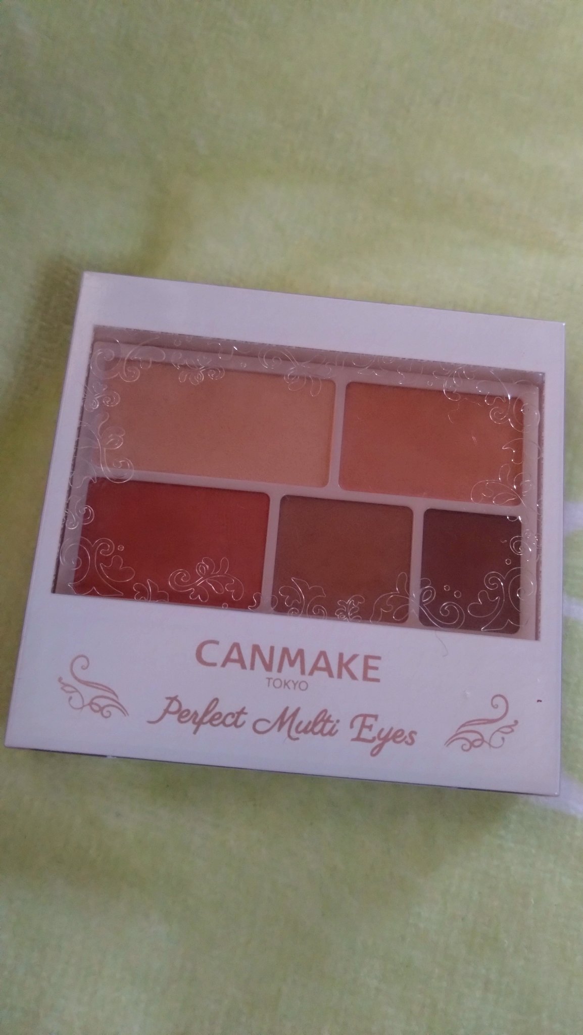 パーフェクトマルチアイズ/キャンメイク/アイシャドウパレットを使ったクチコミ（1枚目）