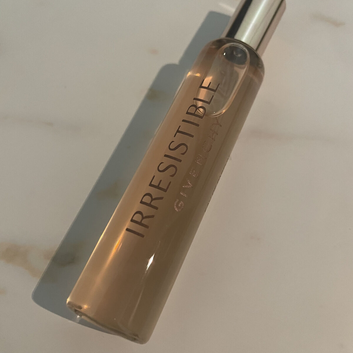 イレジスティブル オーデパルファム ロール オン/GIVENCHY/香水(レディース)を使ったクチコミ（1枚目）