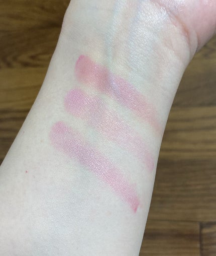 ブラッシング ハート/MAKEUP REVOLUTION/パウダーチークを使ったクチコミ(3枚目)