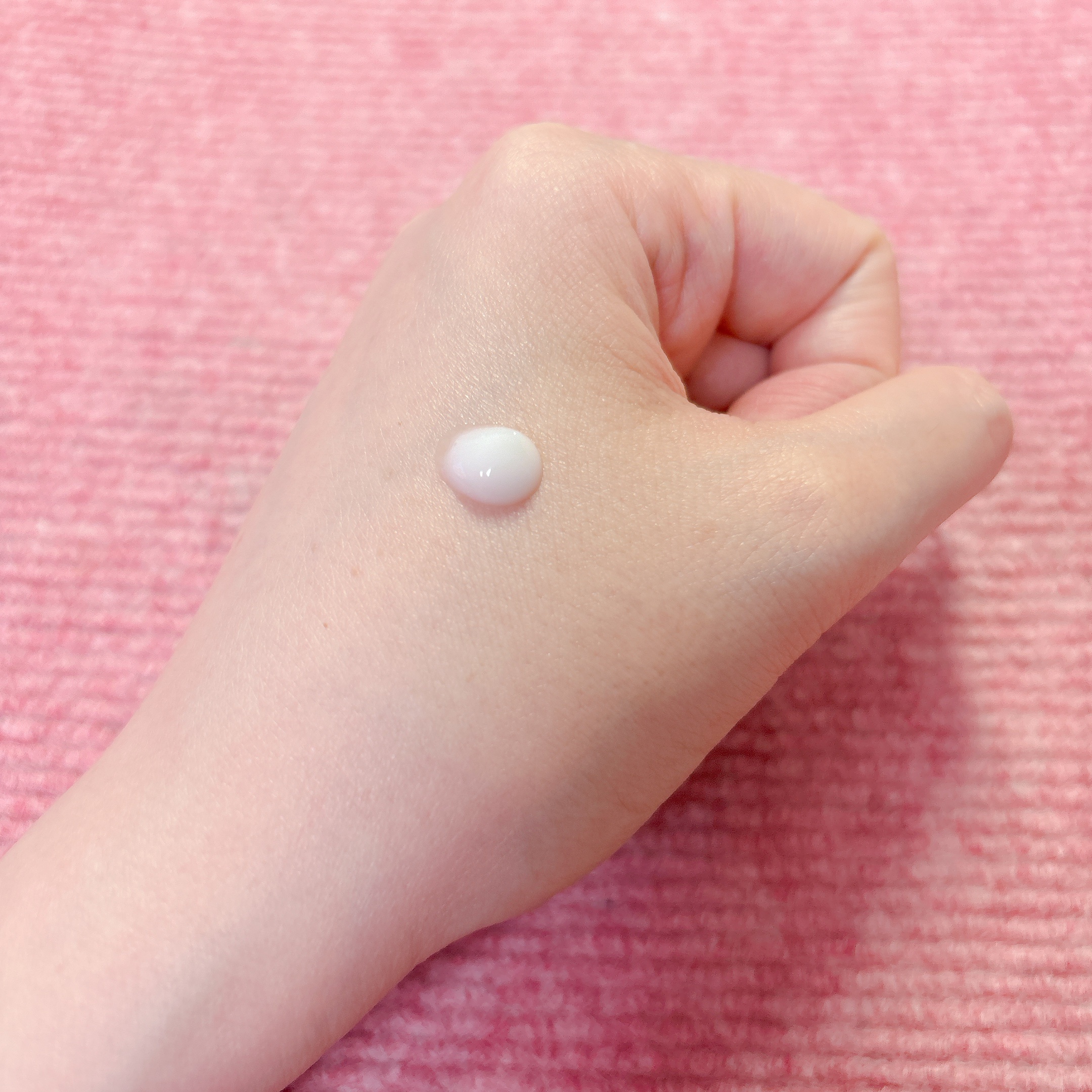 モイスタージュ　薬用エッセンスゲル（しっとり）  ［医薬部外品］/モイスタージュ/フェイスクリームを使ったクチコミ（2枚目）