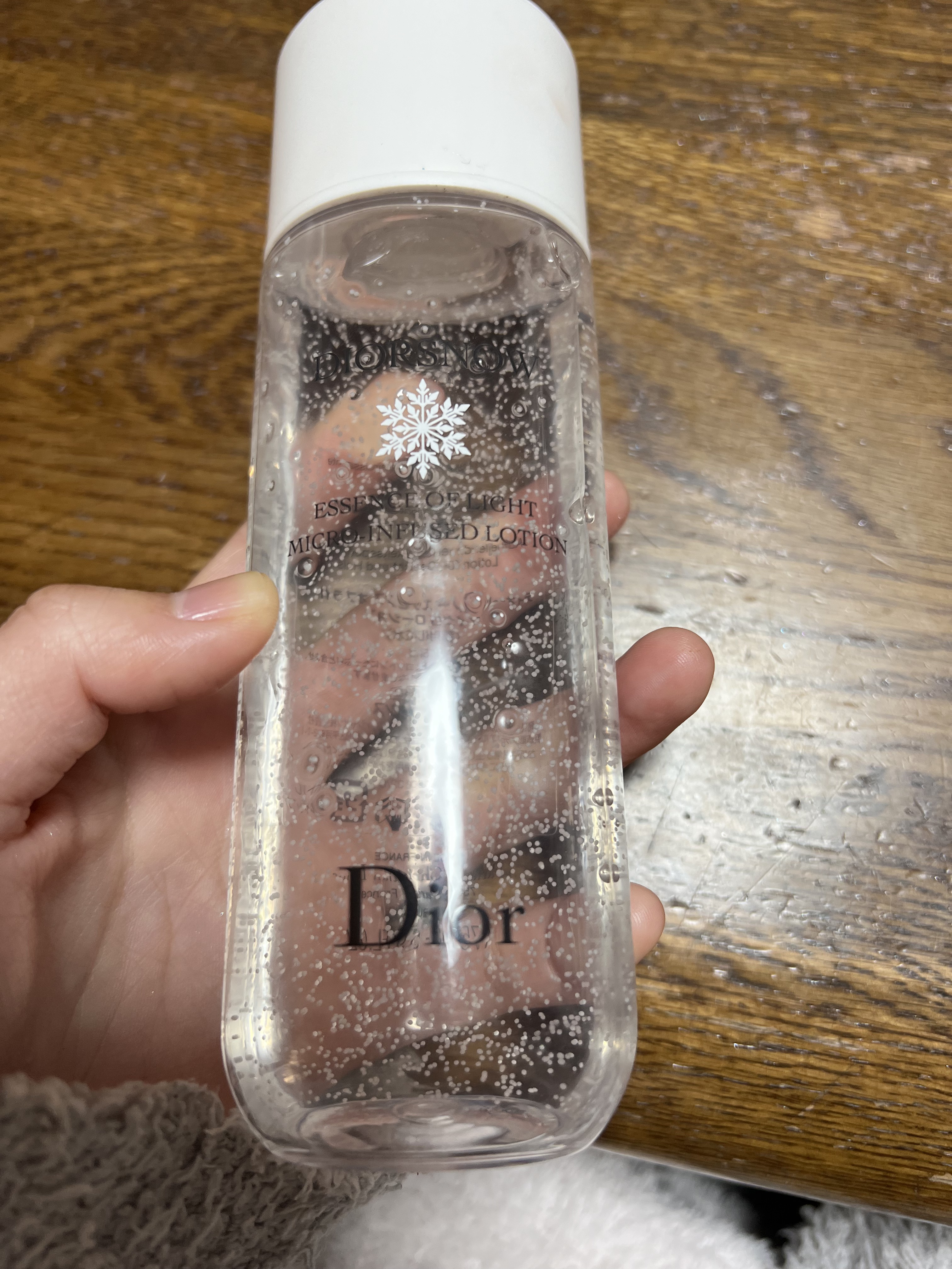ディオール スノー エッセンス オブ ライト マイクロ ローション/Dior/化粧水を使ったクチコミ（1枚目）
