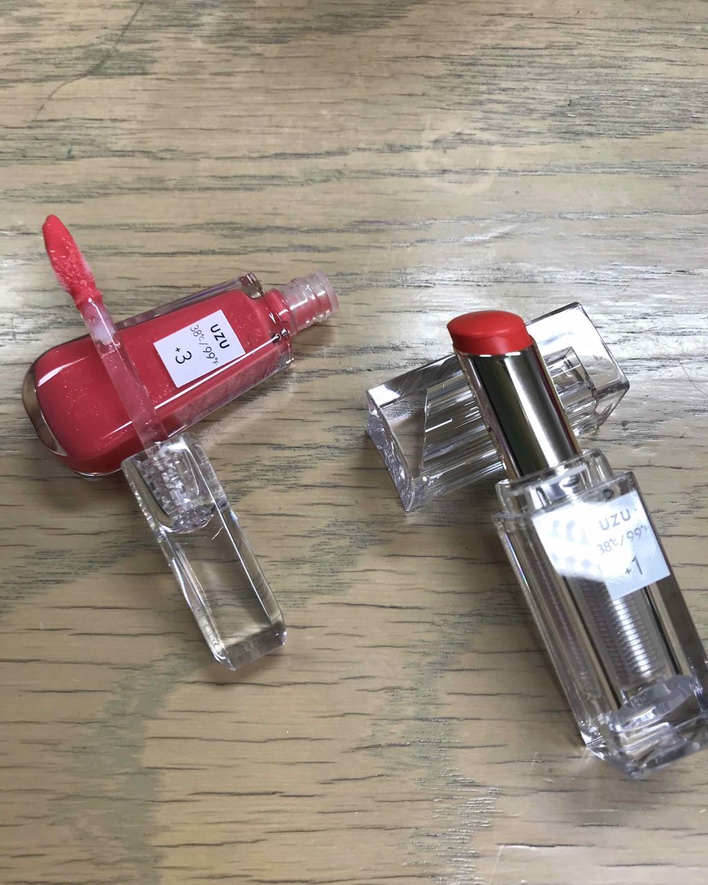 lipholic_mt on LIPS 「㊗️初投稿㊗️UZUセット買いしちゃいました〜✨おしゃれなパケ..」(2枚目)