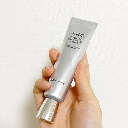 エッセンシャル リアル アイクリーム フォーフェイス/AHC/アイケア・アイクリームを使ったクチコミ(5枚目)