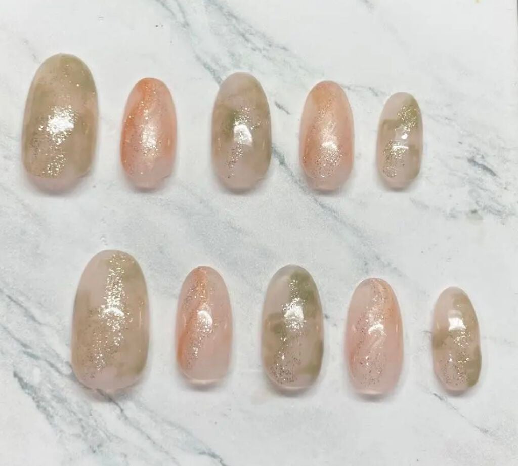 orange_gloss_lxmy on LIPS 「ネイルチップハンドメイドです!よかったらデザイン真似してみてく..」(1枚目)