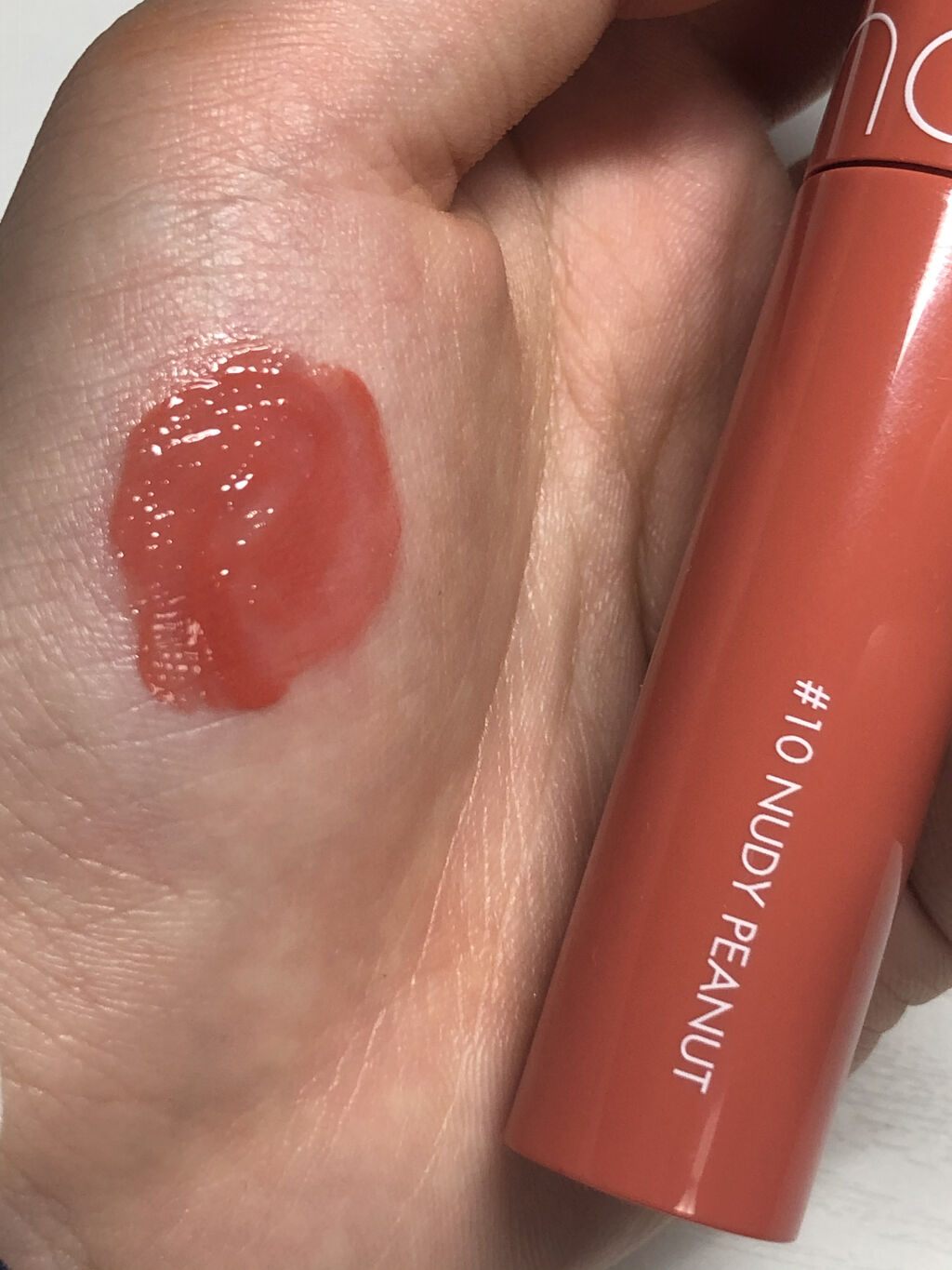 ジューシーラスティングティント/rom&nd/リップティントを使ったクチコミ（3枚目）