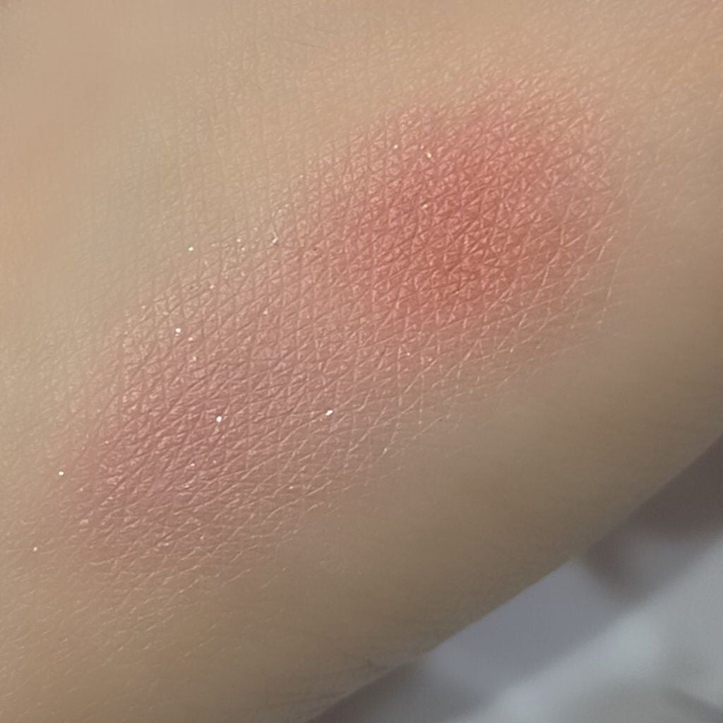 カスタムシャドウW/ドーリーウインク/アイシャドウパレットを使ったクチコミ(2枚目)