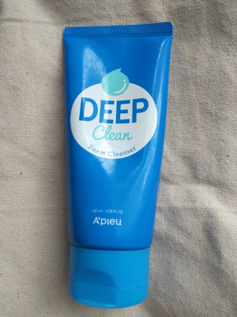 ディープクリーンフォームクレンザー モイスト/A’pieu/洗顔フォームを使ったクチコミ（1枚目）