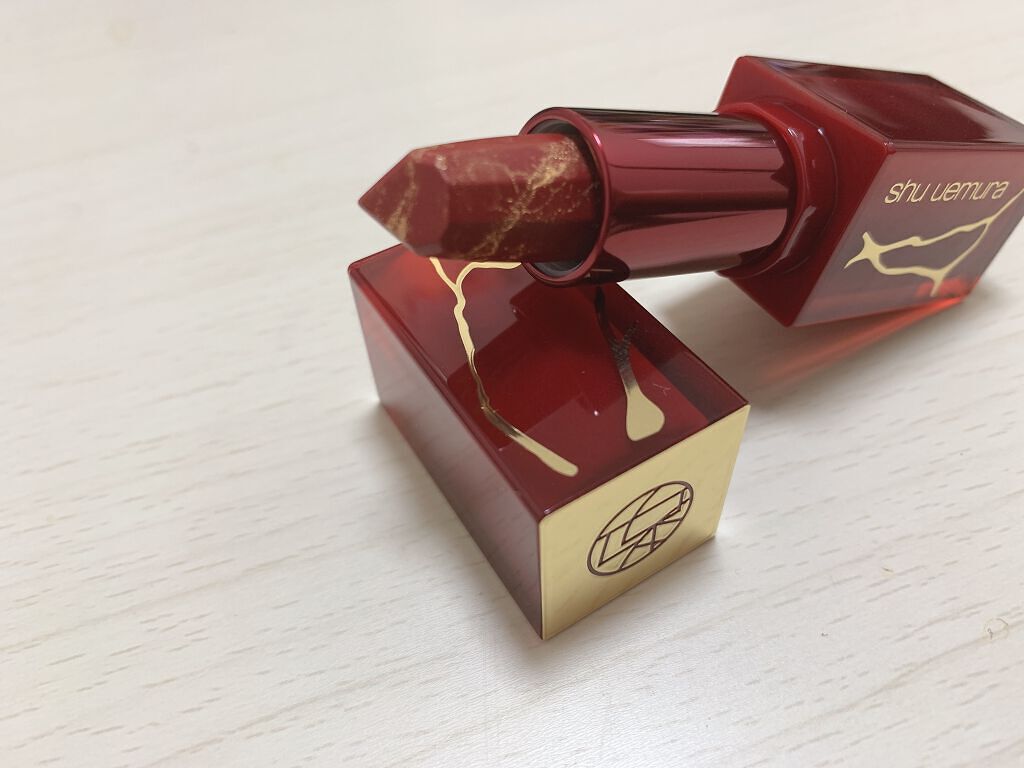 キヌ ルージュ サテン/shu uemura/口紅を使ったクチコミ(1枚目)