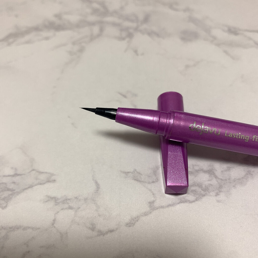 「密着アイライナー」ショート筆リキッド ディープブラック/デジャヴュ/リキッドアイライナーを使ったクチコミ（2枚目）