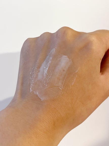 chacha | 自分磨きを楽しむOL on LIPS 「韓国人に愛される再生クリーム🤍✼••┈┈••✼••┈┈••✼•..」(4枚目)