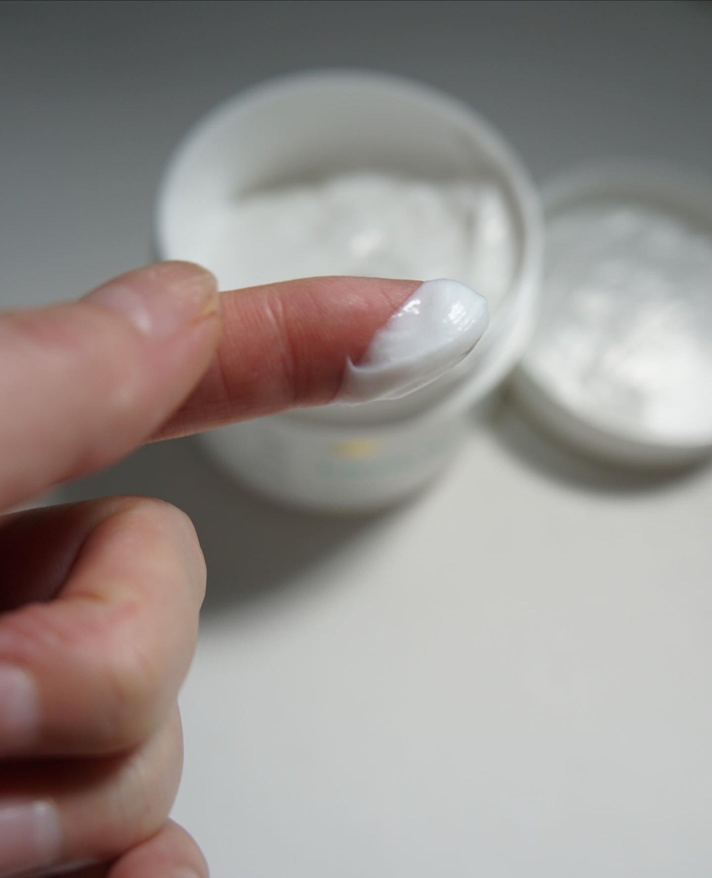 ダヴ クリームボディウォッシュ コンフォートモイスチャー/ダヴ/ボディソープを使ったクチコミ(4枚目)