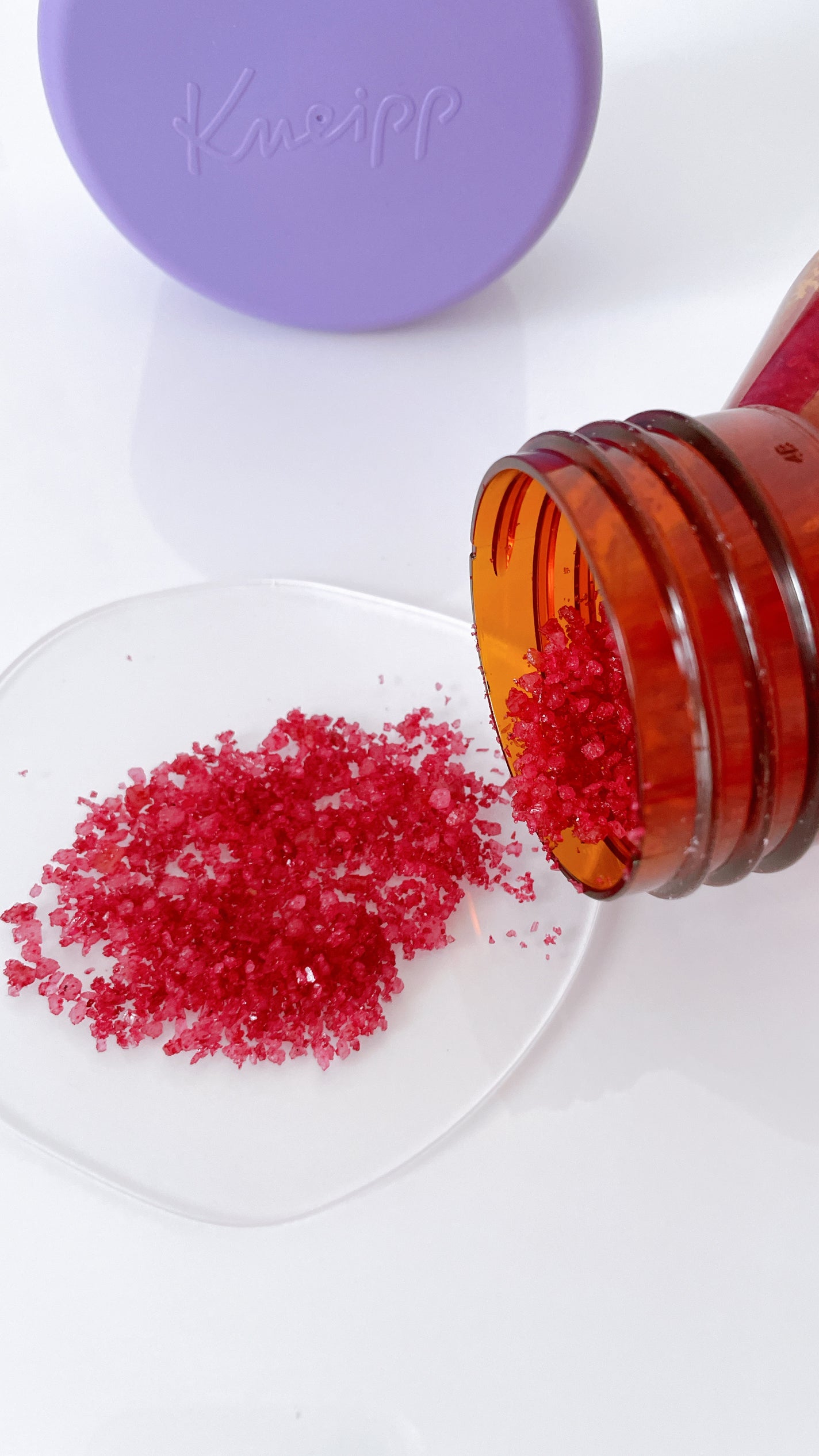 バスソルト ハッピーフォーミー ロータス&ジャスミンの香り/クナイプ/無機塩系入浴剤を使ったクチコミ(2枚目)