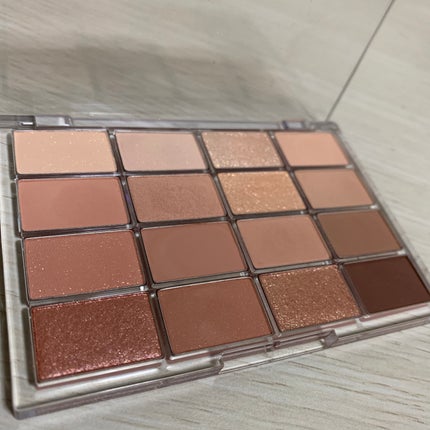 ソフトブラーリングアイパレット/wakemake/アイシャドウパレットを使ったクチコミ(2枚目)