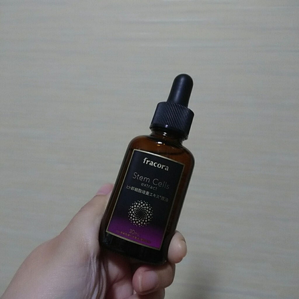 ヒト幹細胞培養エキス原液/fracora/美容液を使ったクチコミ(1枚目)
