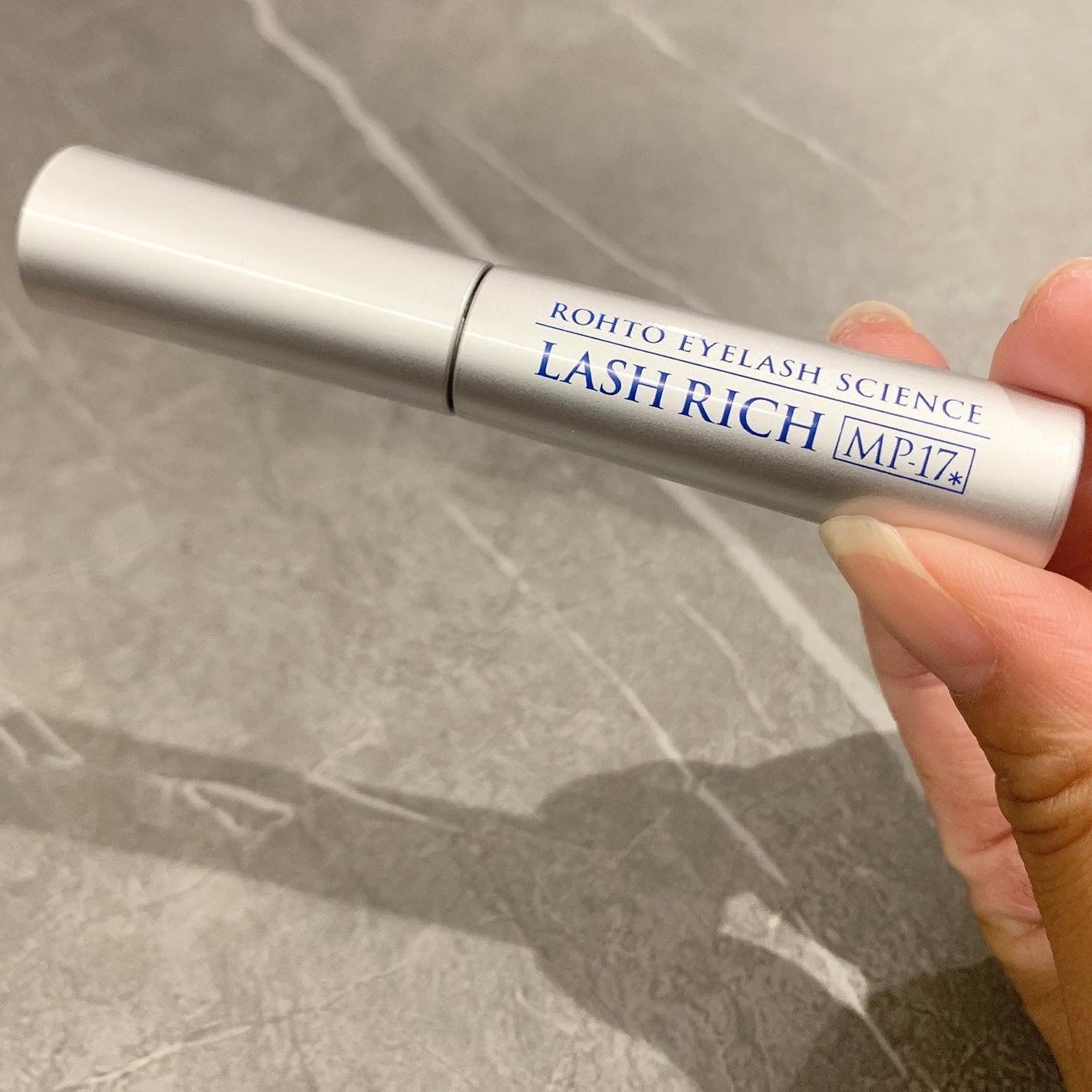 ラッシュリッチアイラッシュセラム/ロート製薬/まつげ美容液を使ったクチコミ(2枚目)