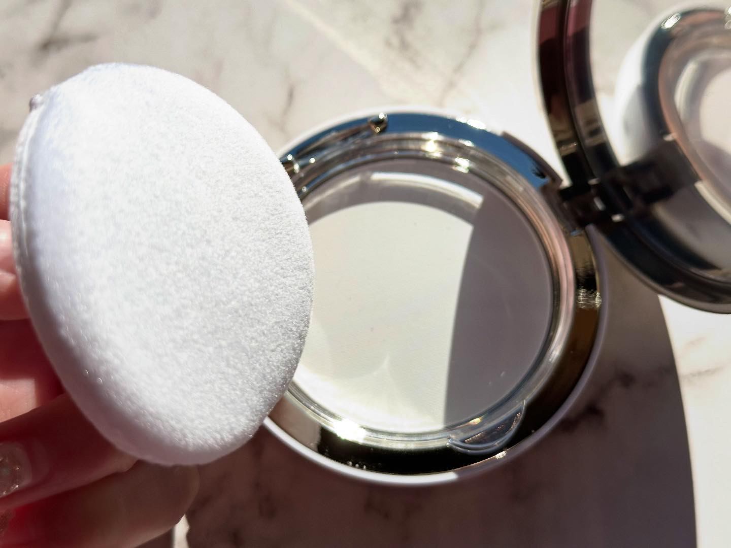 ハイドラセッティングパウダー/byLieto/プレストパウダーを使ったクチコミ（3枚目）