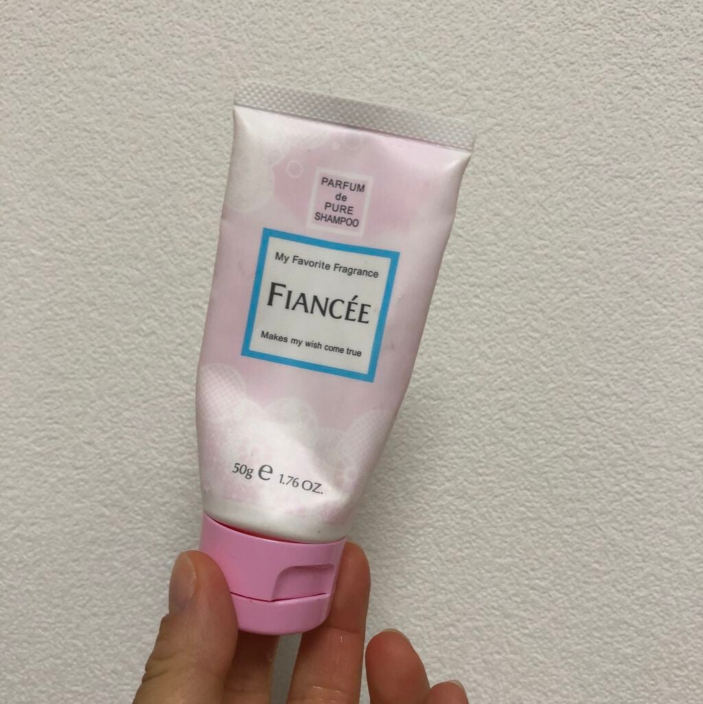 ハンドクリーム ピュアシャンプーの香り/フィアンセ/ハンドクリームを使ったクチコミ(3枚目)