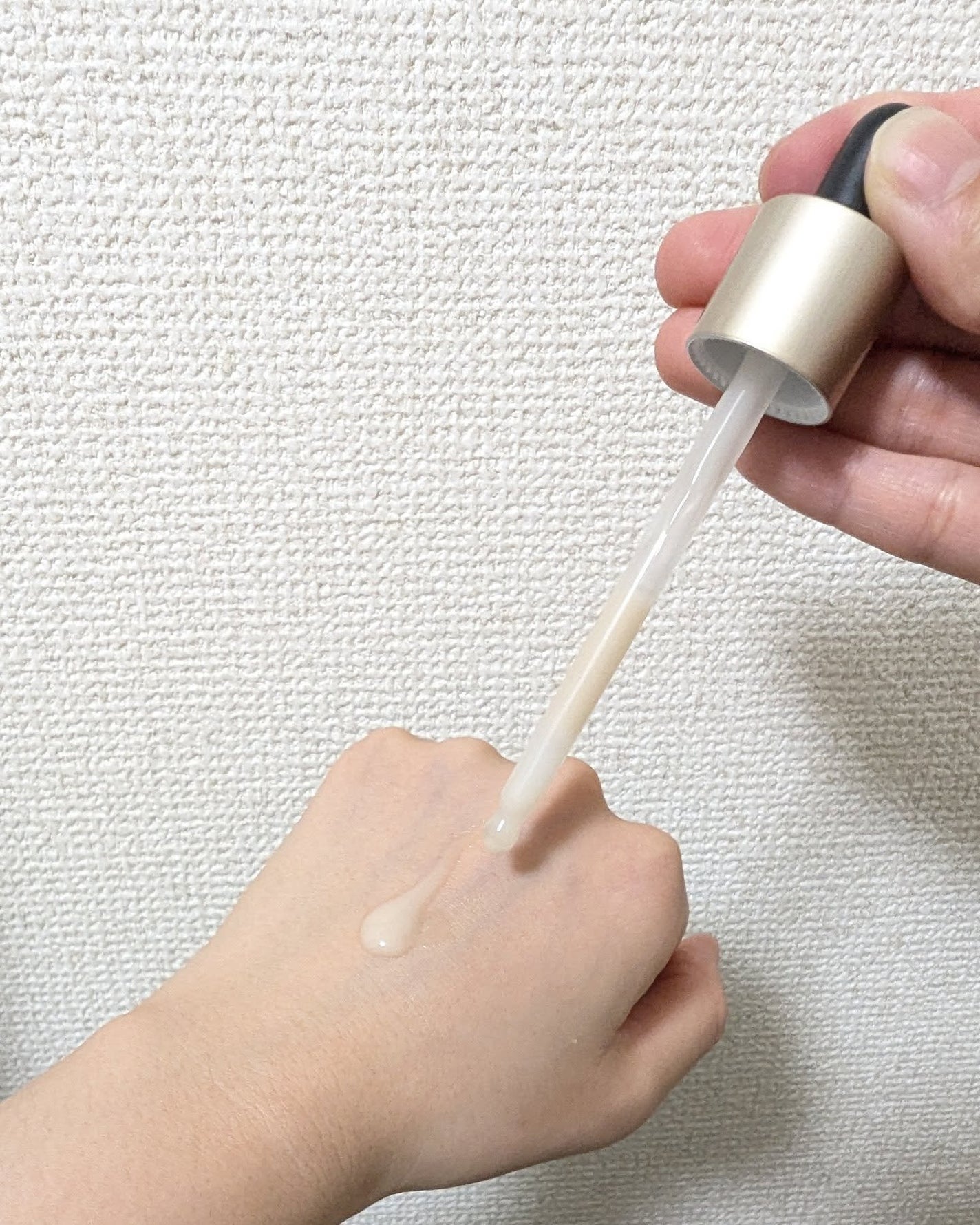 なむそむ on LIPS 「🇰🇷スネイル成分のアンチエイジング美容液🐌💕一瞬ラオスの話をし..」(4枚目)