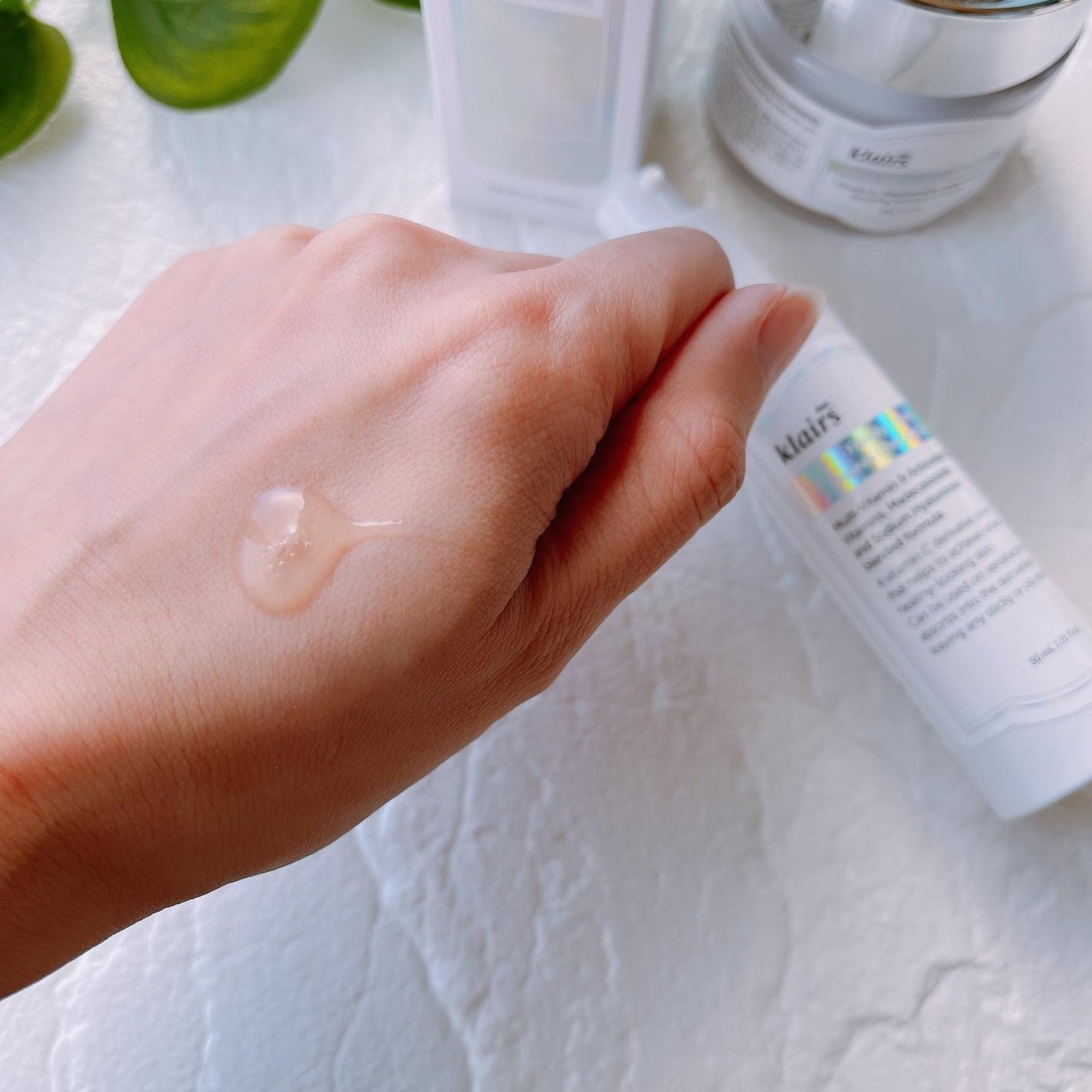 フレッシュリージュースドビタミンチャージングセラム(30ml)/Klairs/美容液を使ったクチコミ(2枚目)