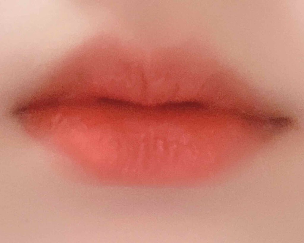 ジューシーラスティングティント/rom&nd/リップティントを使ったクチコミ（2枚目）