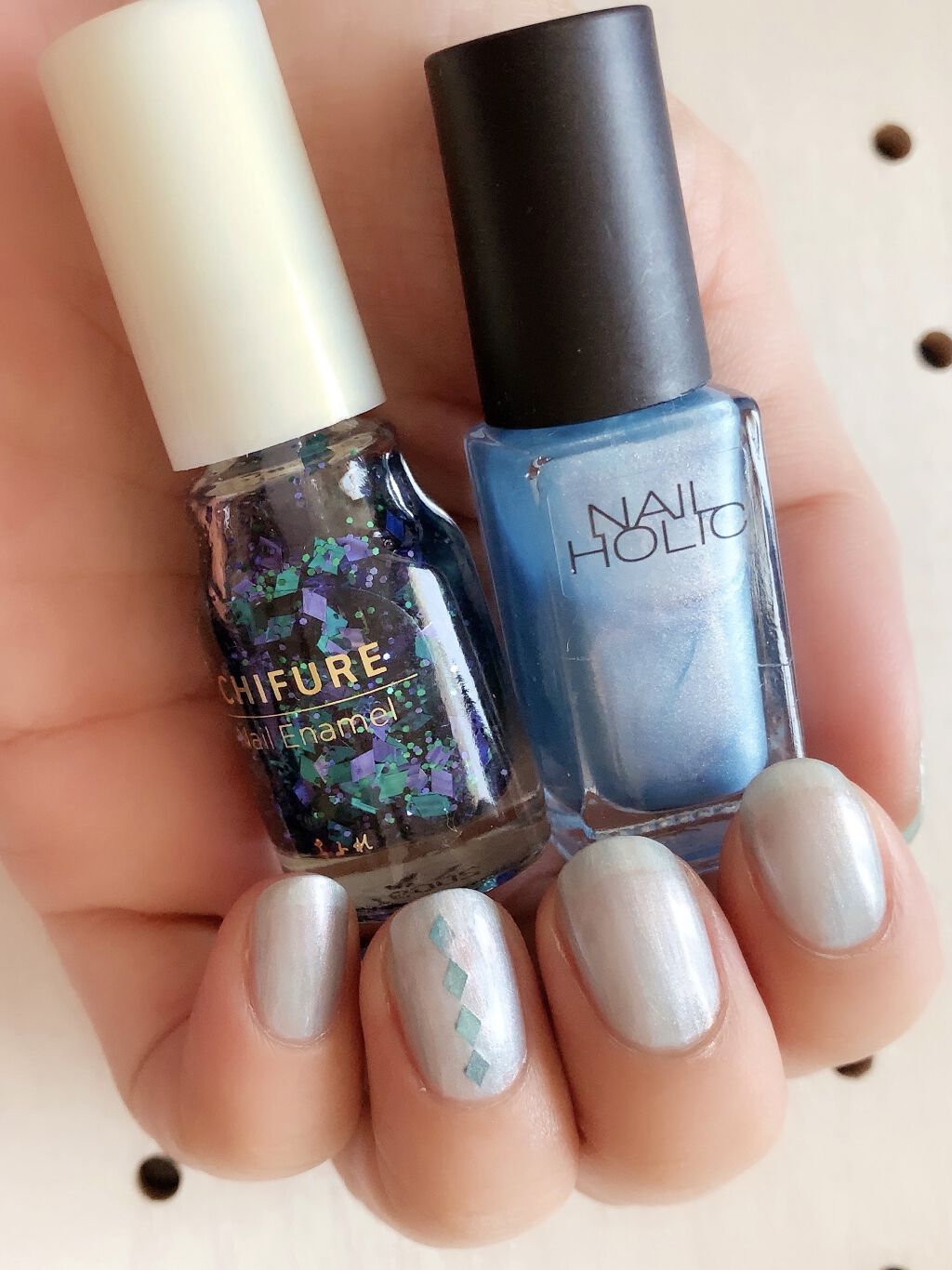 ネイル エナメル 073 カラフルラメ/ちふれ/マニキュアを使ったクチコミ（1枚目）