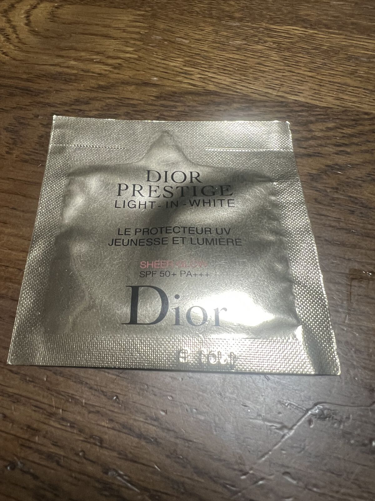 プレステージ ホワイト ル プロテクター ＵＶ シアーグロー/Dior/日焼け止めクリームを使ったクチコミ（1枚目）