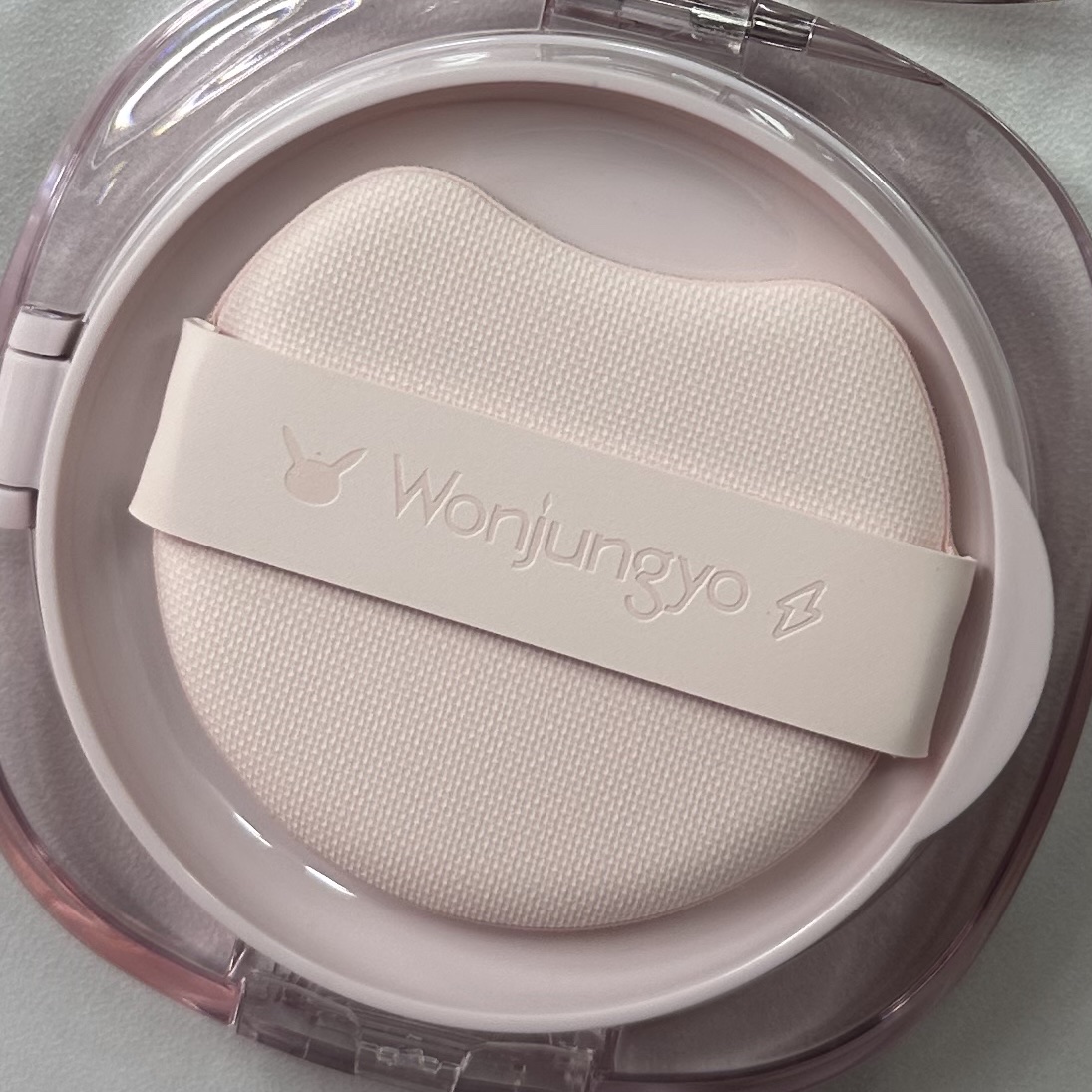 ウォンジョンヨ プロ パーフェクティングクッション カバー/Wonjungyo/クッションファンデーションを使ったクチコミ（3枚目）