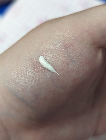 グロウスキンベース/CEZANNE/化粧下地を使ったクチコミ(4枚目)