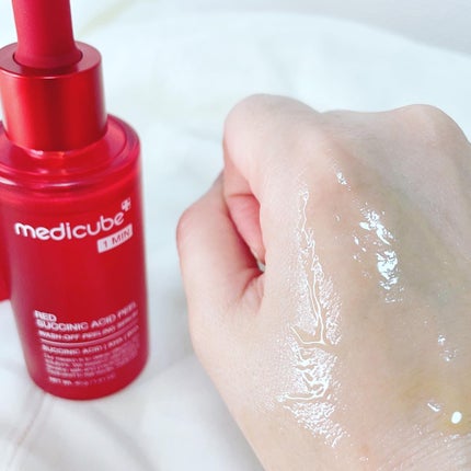 レッドアクネピーリングセラム/MEDICUBE/美容液を使ったクチコミ(4枚目)