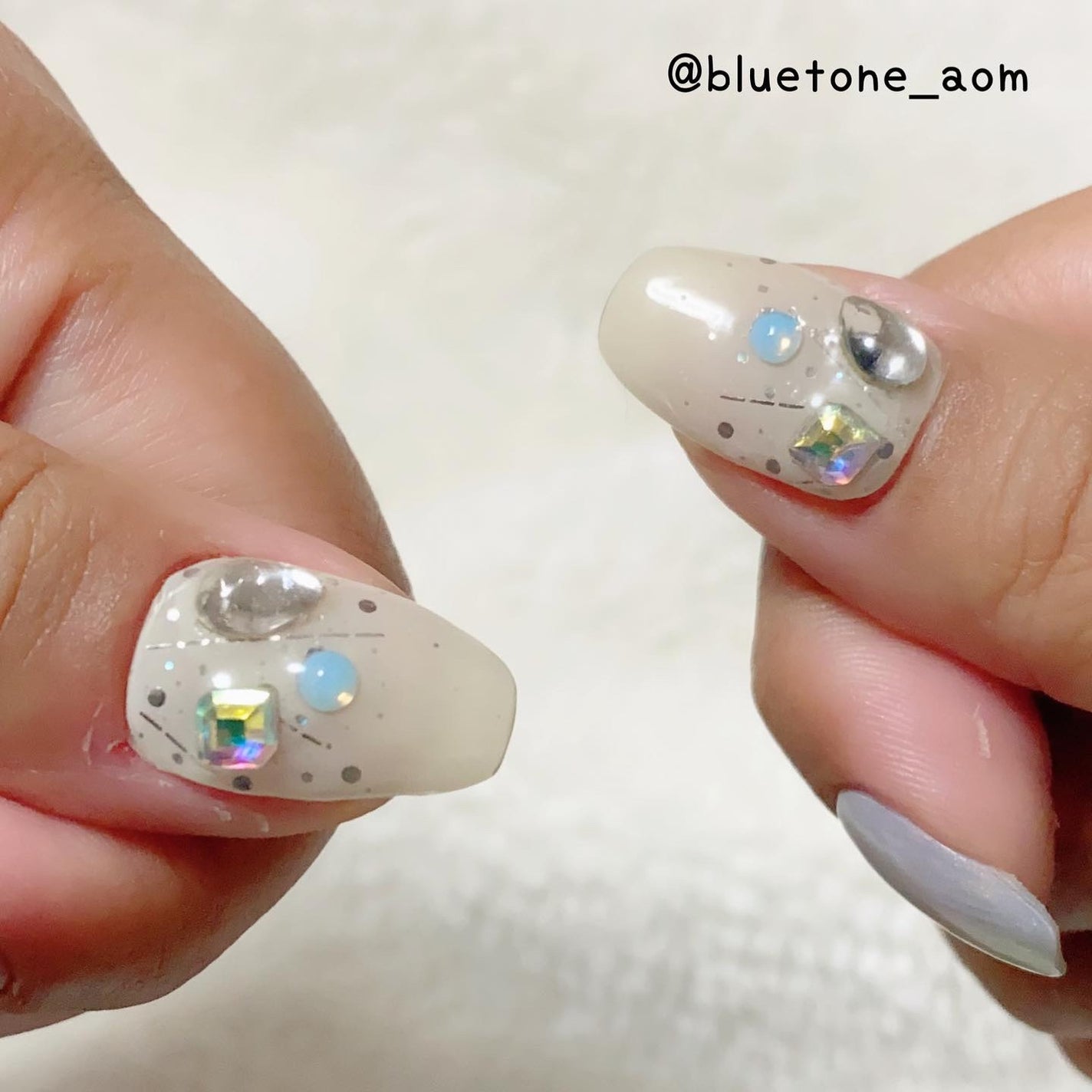 セミキュアジェルネイル(ハンド)/ohora/ネイルシールを使ったクチコミ(2枚目)