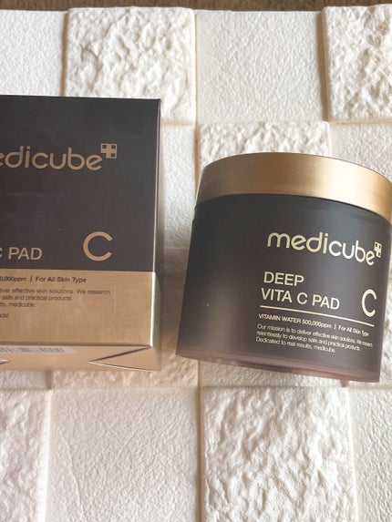 ディープリフティングアイクリーム/MEDICUBE/その他スキンケアを使ったクチコミ(2枚目)